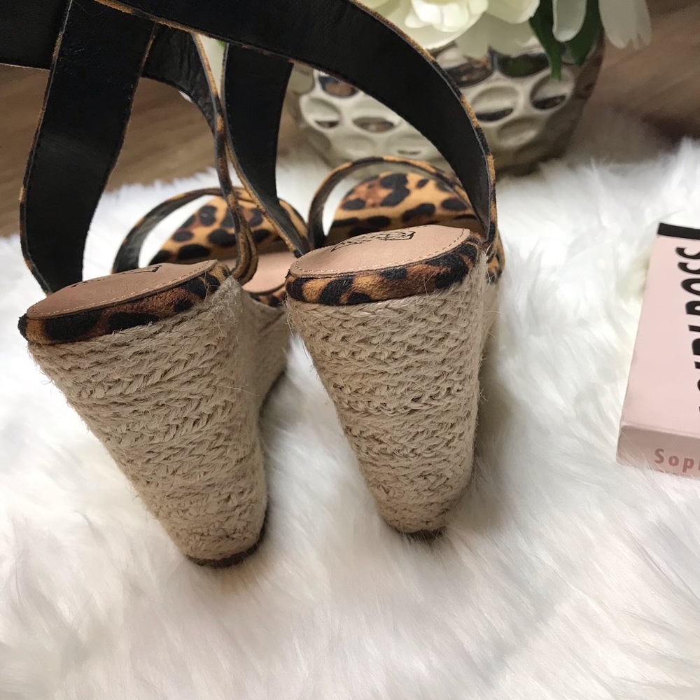 SALE❗️LAST PAIR size 10- Leopard Espadrille Wedge - Picture 5 of 7